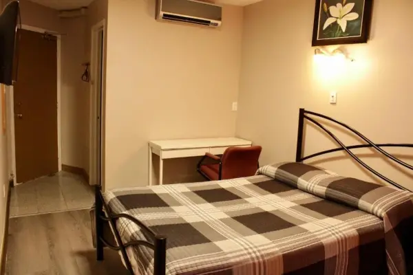 Hotel Victor 9